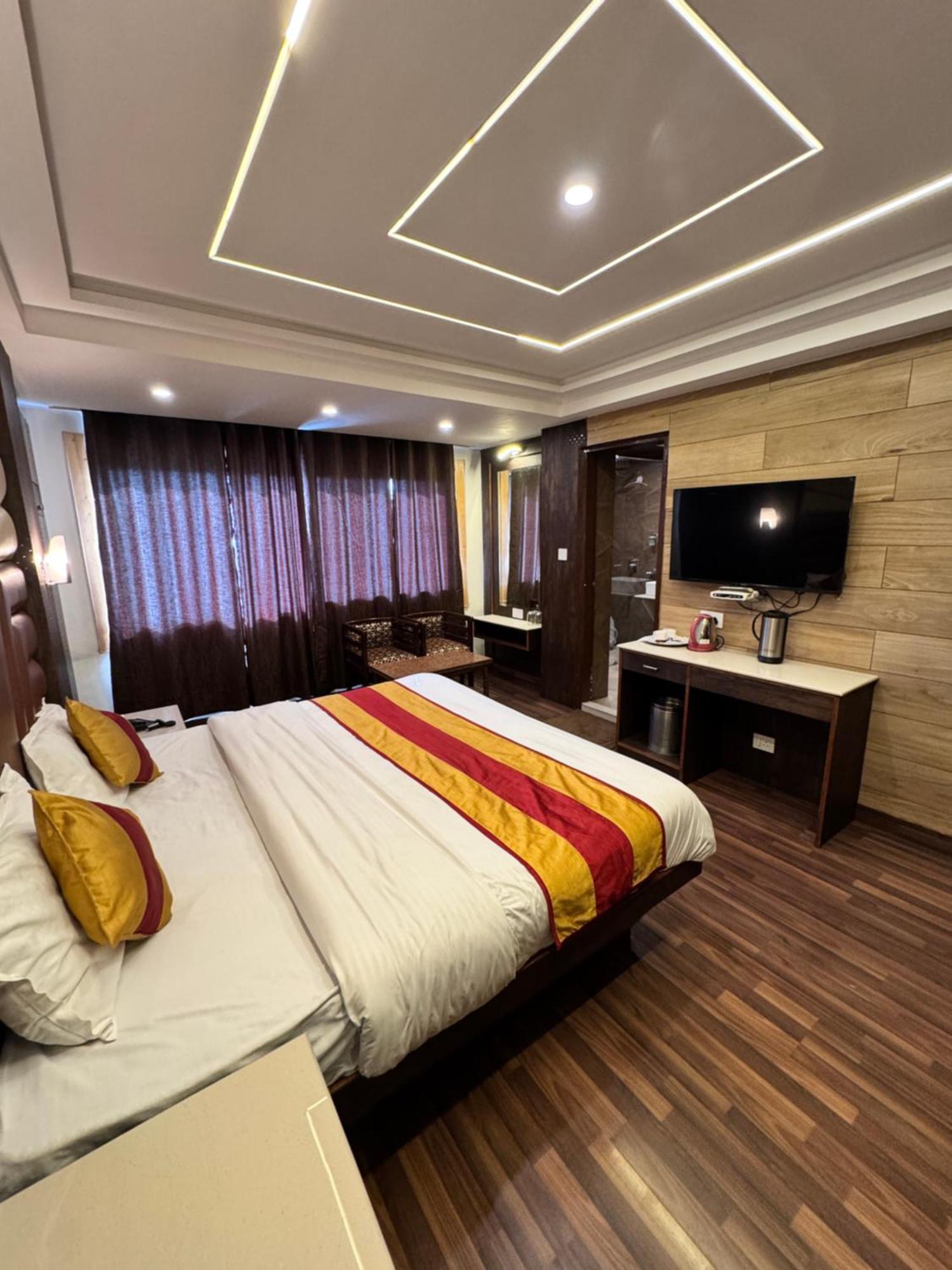 Victory Hotel And Restaurant By Gs Hospitality Shimla Exterior photo